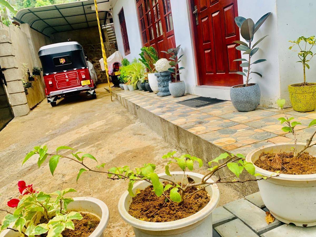 Ambuluwawa View Inn Gampola Exterior foto